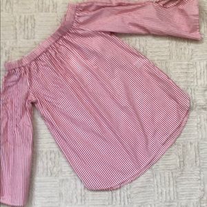 Beachlunchlounge Paige off the shoulder top in red and white stripe Size XS